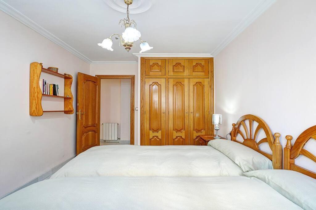 Appartement Piso En Calle Arabial 117 Junto A El Corte Ingles Granada